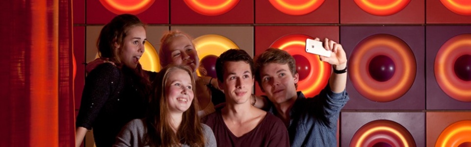 $galleryItem->description