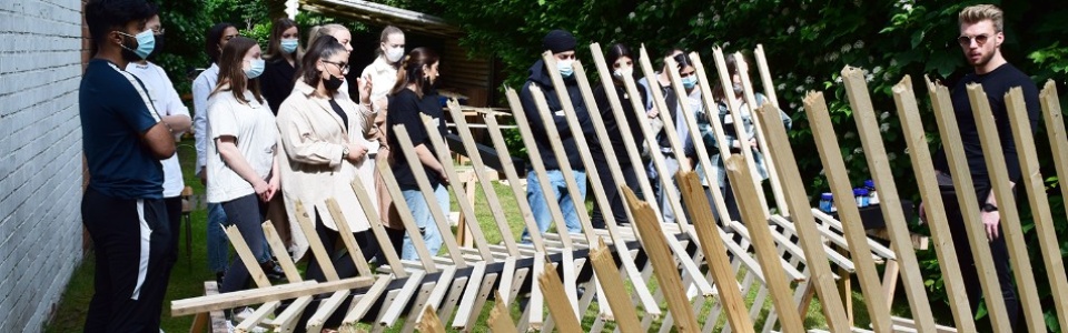 $galleryItem->description