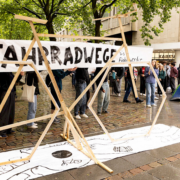 Fast Forward Future! - Hamburg Now!