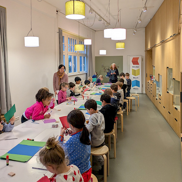 Werkstattprogramm für Schulen und Kitas