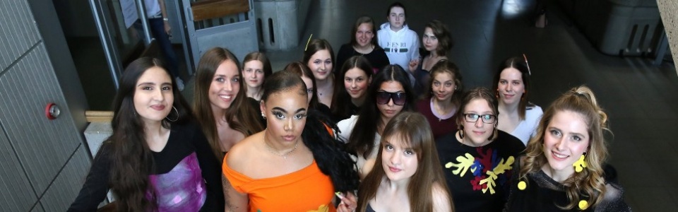 $galleryItem->description