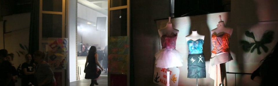 $galleryItem->description