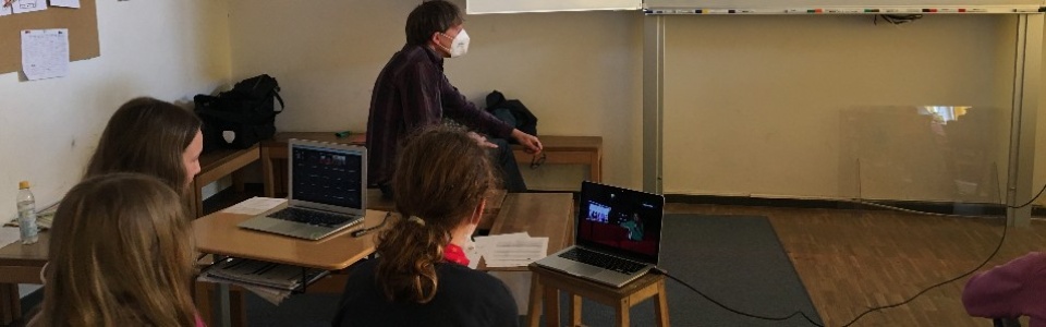 $galleryItem->description