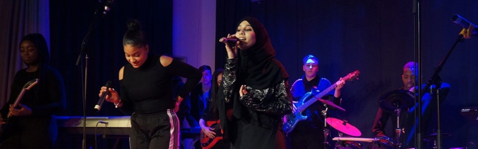 $galleryItem->description