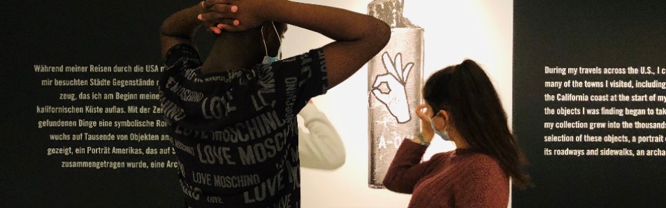 $galleryItem->description