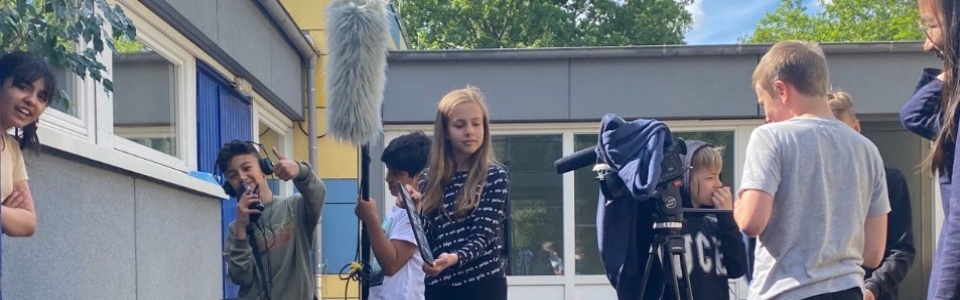 $galleryItem->description